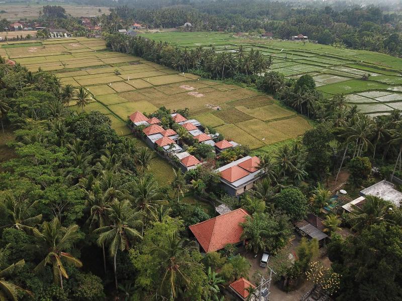 Asri Sari Resort Ubud image
