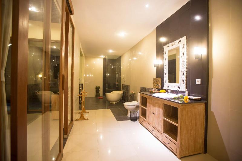 Asri Sari Resort Ubud image