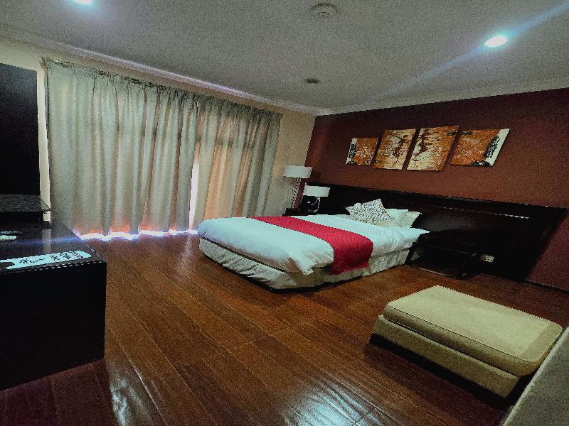 Malville Boutique Hotel image