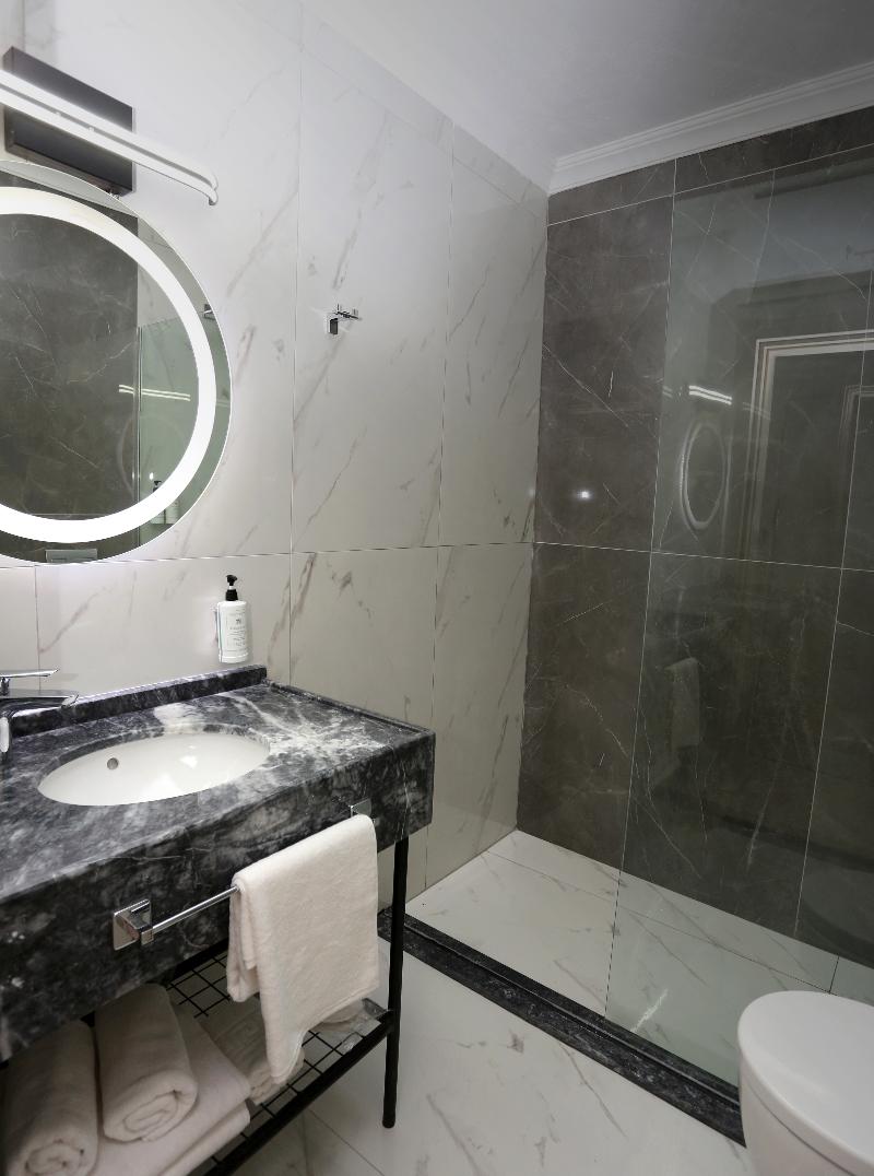 Petra Hotel Trabzon image
