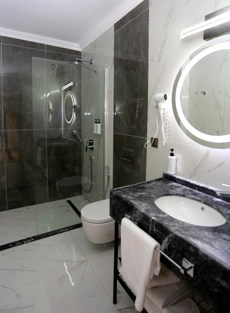 Petra Hotel Trabzon image