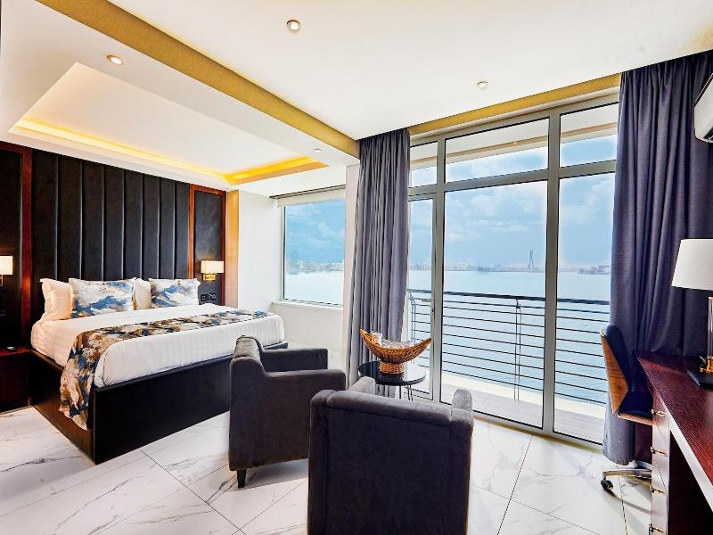 The Yacht Hotel image