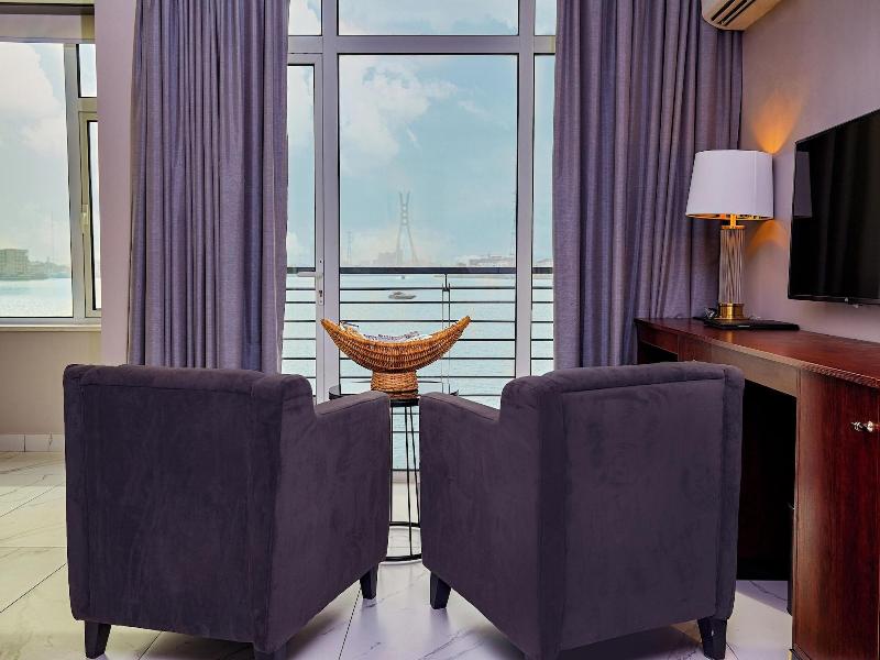 The Yacht Hotel image