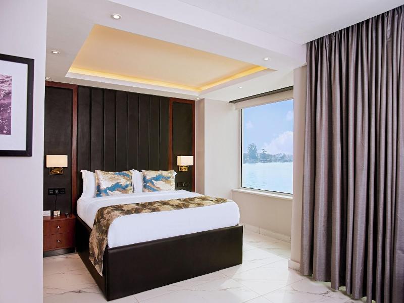 The Yacht Hotel image
