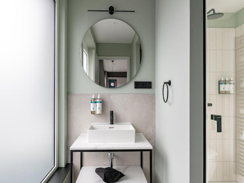 Numa | Saga Apartments image
