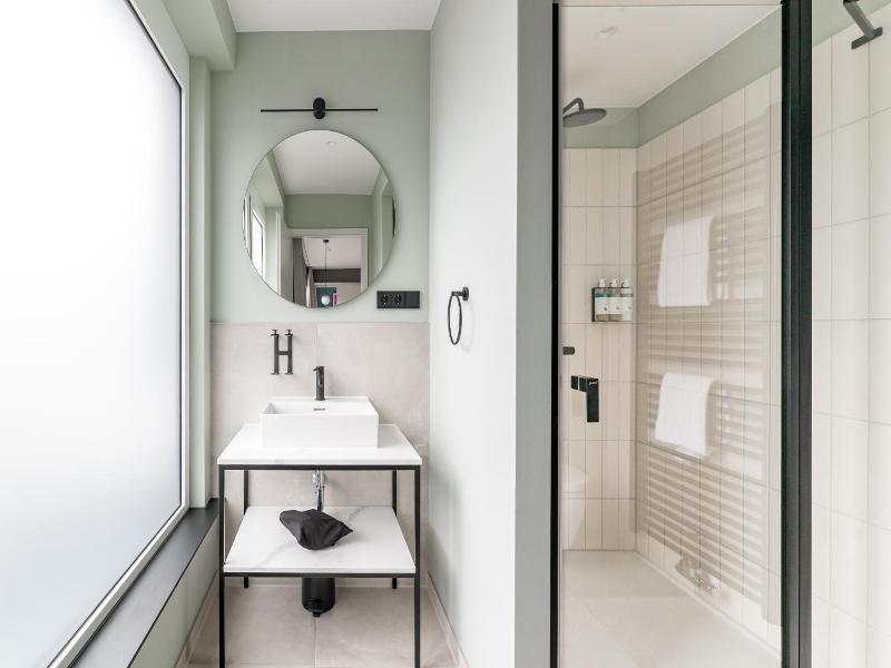 Numa | Saga Apartments image