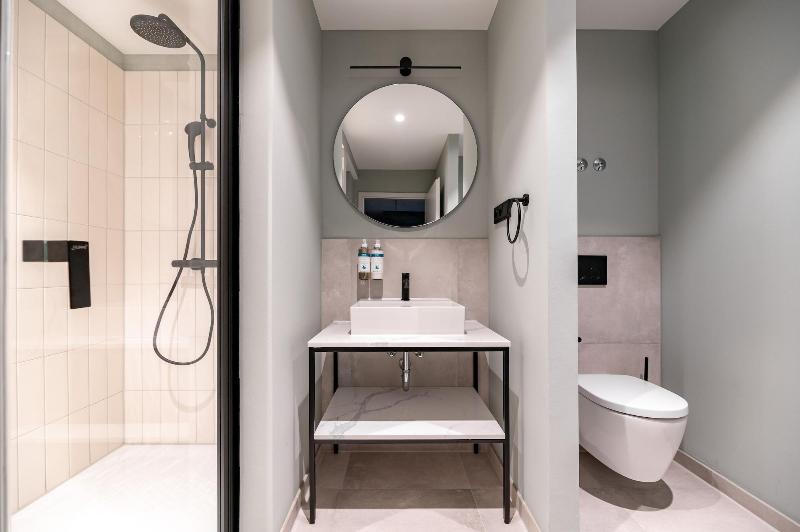 Numa | Saga Apartments image