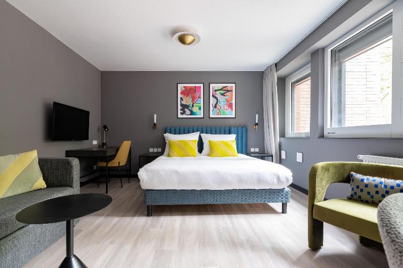 Numa | Saga Apartments image