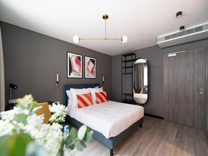 Numa | Saga Apartments image