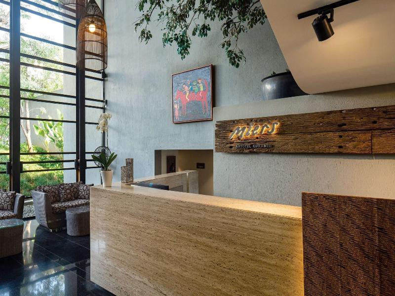 Miers Kuningan Artotel Curated image