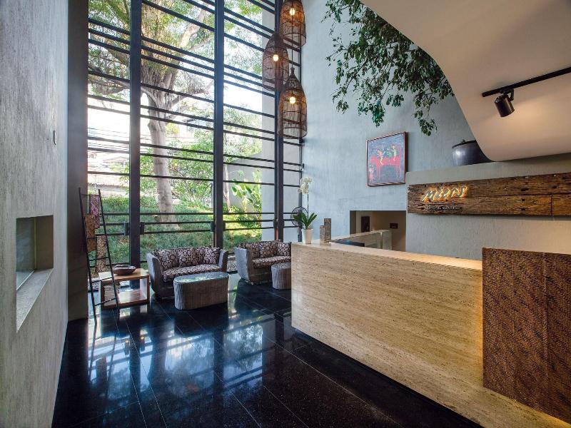 Miers Kuningan Artotel Curated image