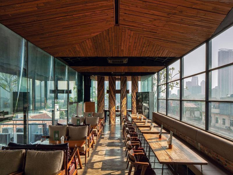 Miers Kuningan Artotel Curated image