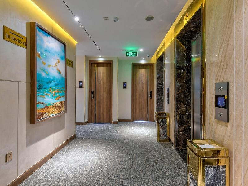 Maris Hotel Nha Trang image