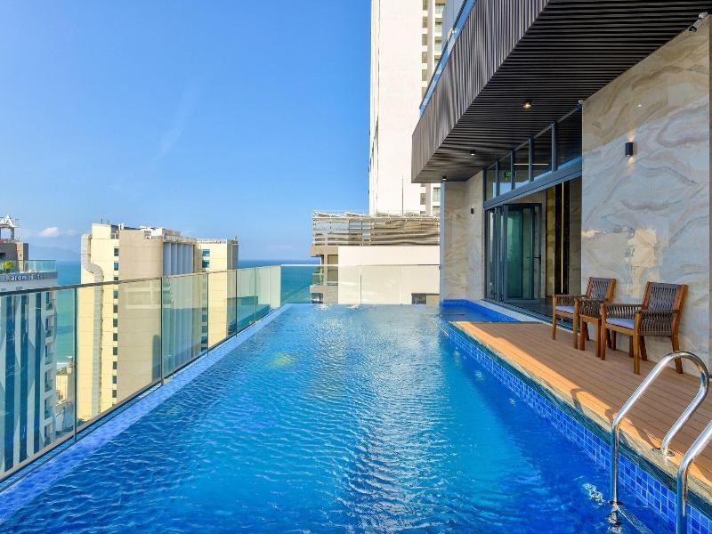 Maris Hotel Nha Trang image