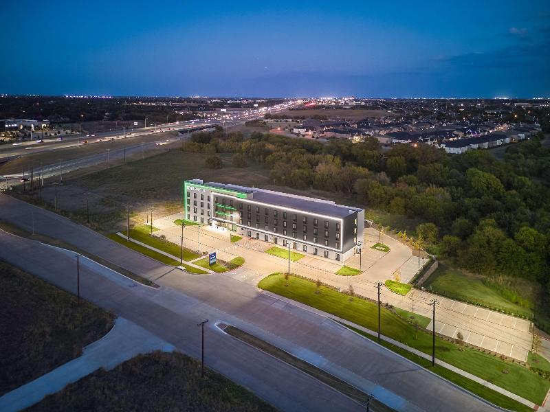 ECHO Suites Extended Stay Dallas Plano/Frisco image