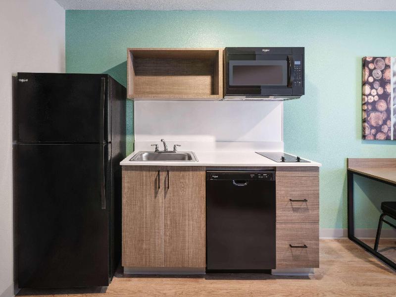 ECHO Suites Extended Stay Dallas Plano/Frisco image