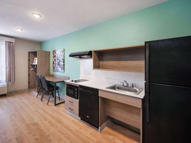 ECHO Suites Extended Stay Dallas Plano/Frisco image