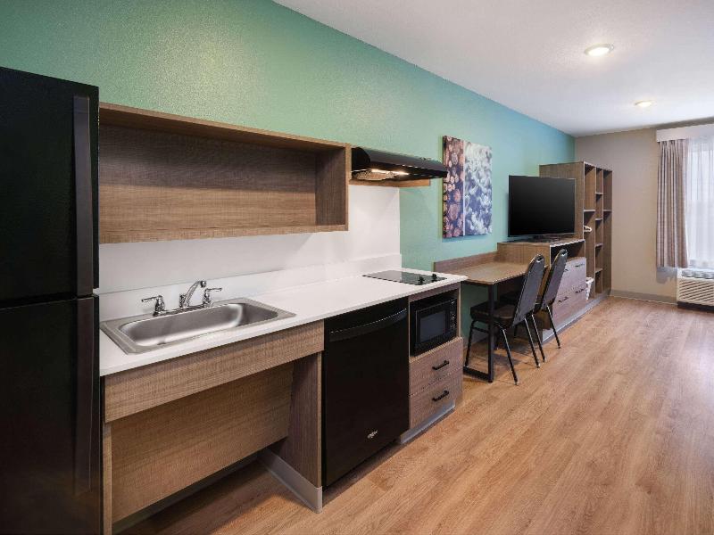 ECHO Suites Extended Stay Dallas Plano/Frisco image