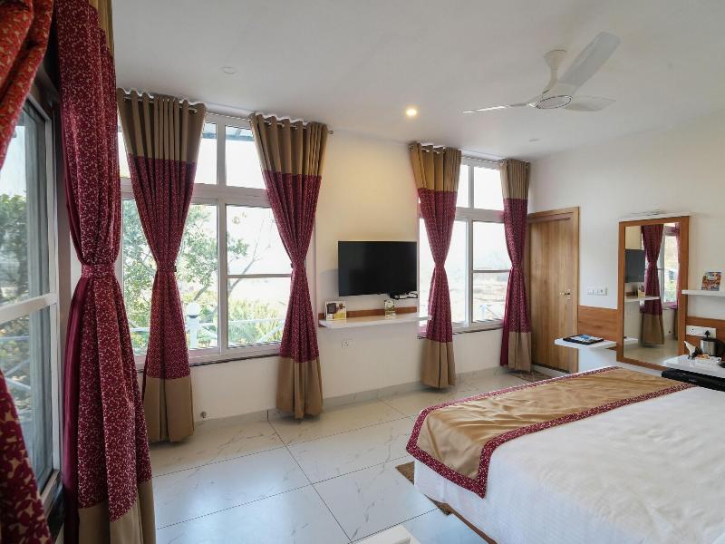 Mgm Whispering Winds Yelagiri image