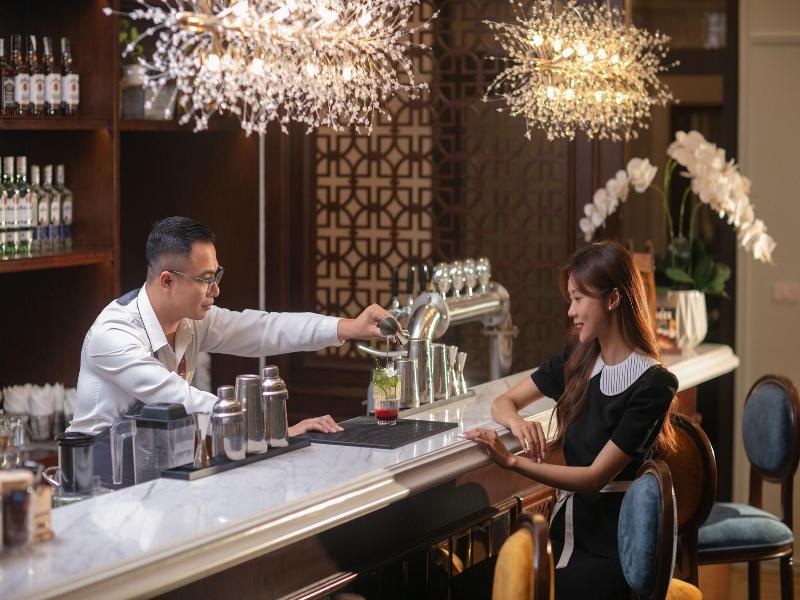 Gloud Hotel image