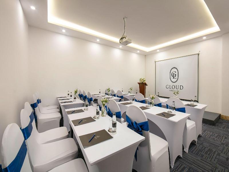 Gloud Hotel image