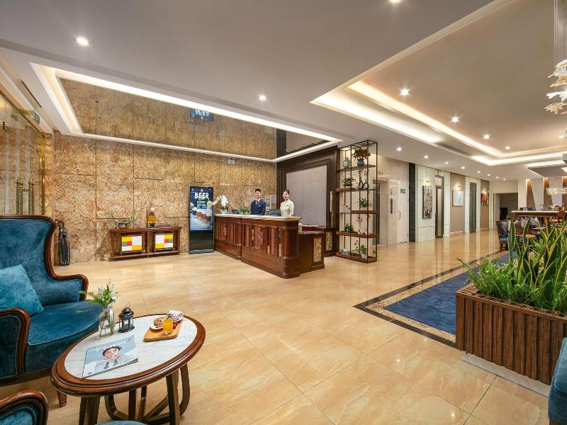 Gloud Hotel image
