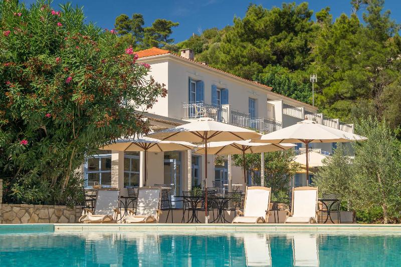 Armonia Bay Hotel image