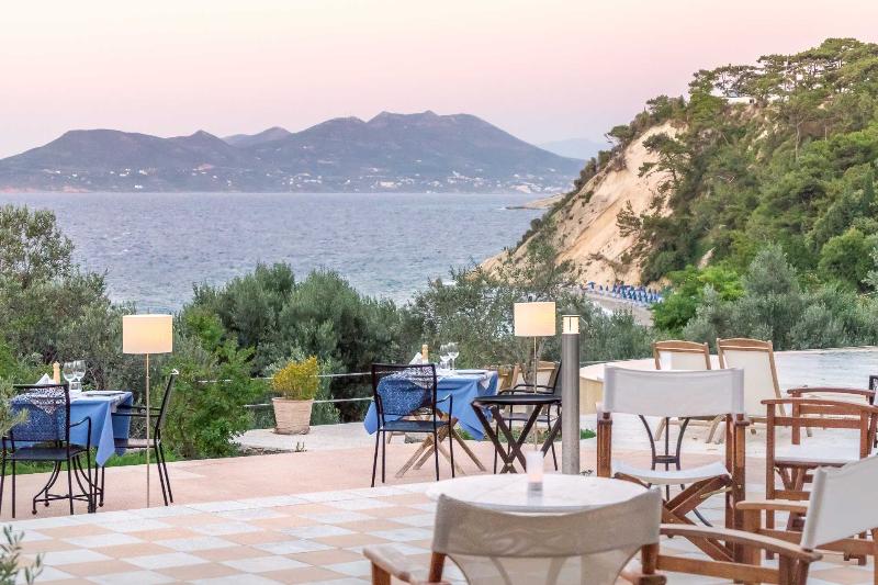 Armonia Bay Hotel image