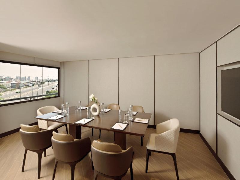Marriott Executive Apartments Bangkok Sukhumvit 50 image