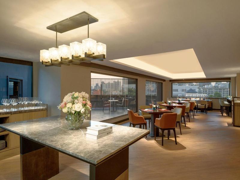Marriott Executive Apartments Bangkok Sukhumvit 50 image