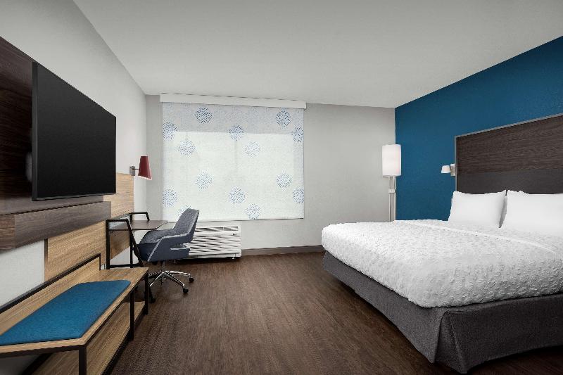 Tru By Hilton Columbus East Broad image