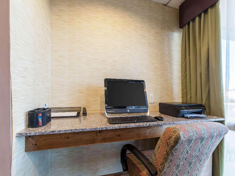 Quality Inn image