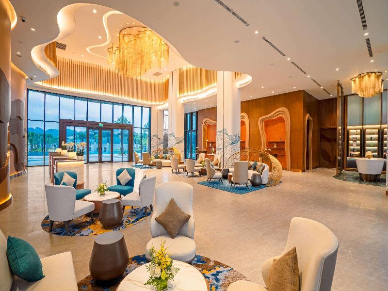 Wyndham Garden Sonasea Van Don image