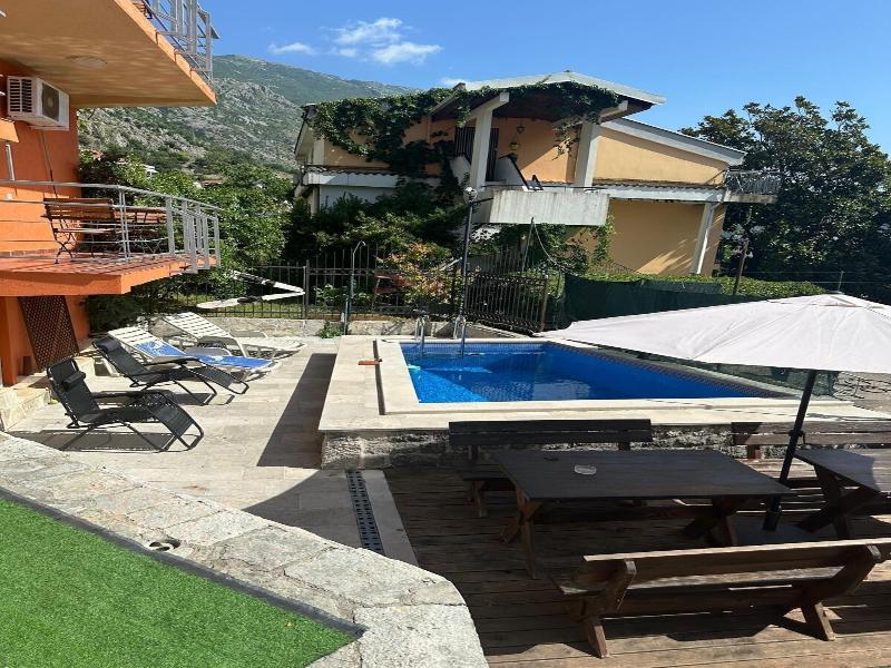 Club Themis Hotel image