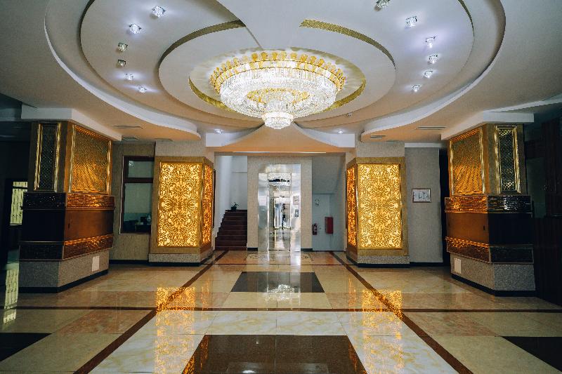 Lobby & Reception