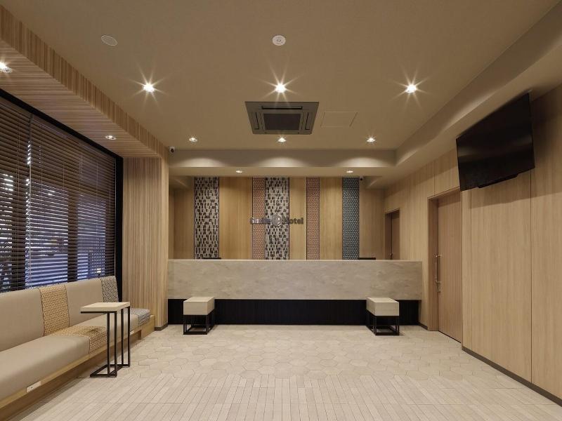 Smile Hotel Osaka Nakanoshima image
