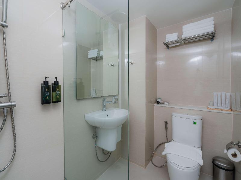 SureStay by Best Western Bangkok Ramintra image