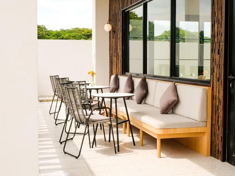 Artotel Casa Cikarang image