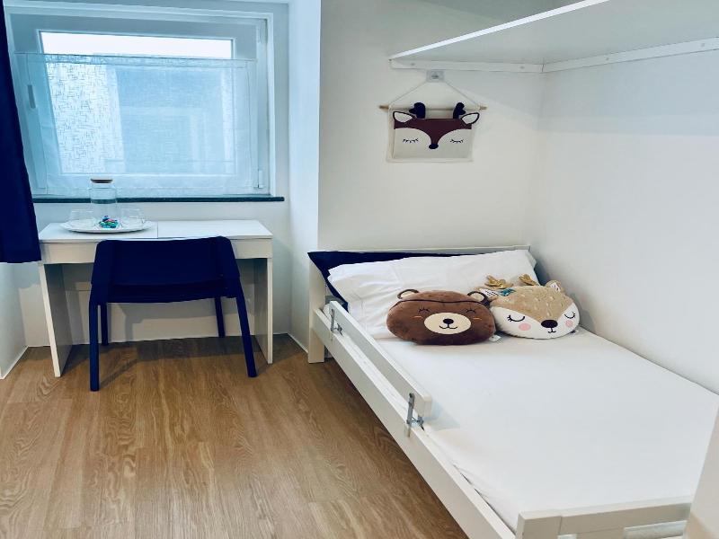 Patenope Hostel And Suites image