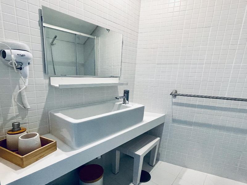 Patenope Hostel And Suites image