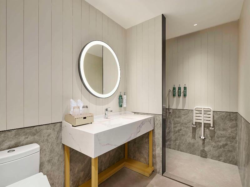 Hilton Garden Inn Foshan Lishui image