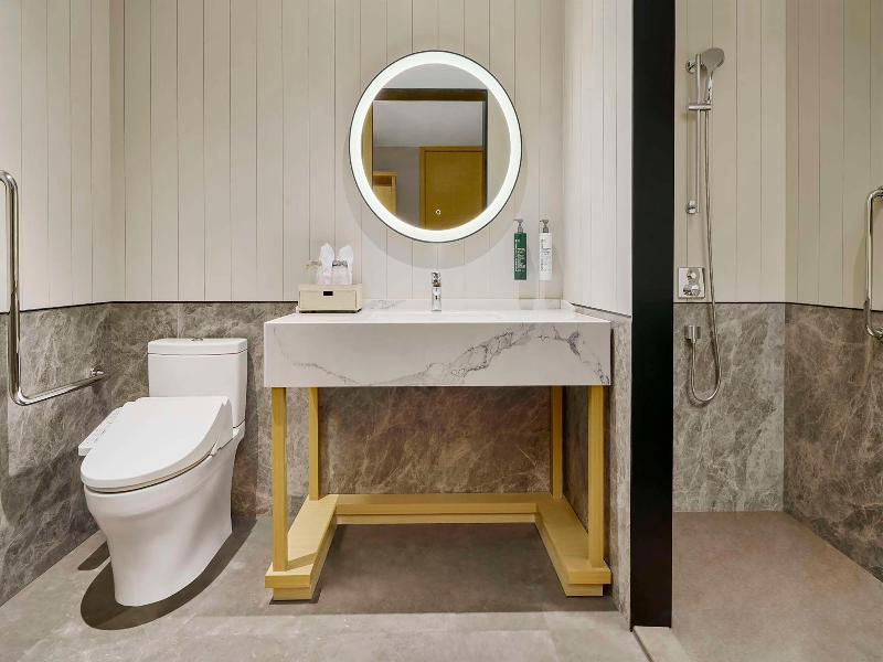 Hilton Garden Inn Foshan Lishui image