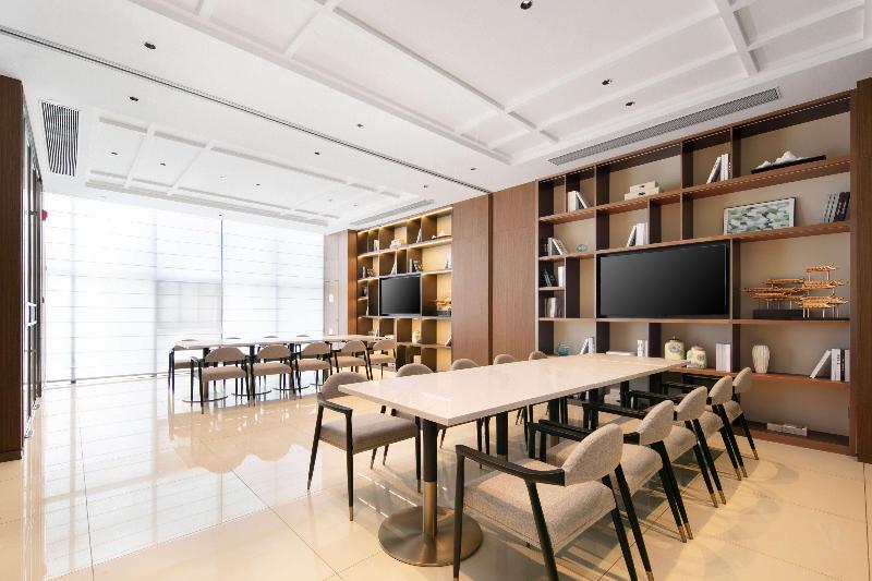 Hilton Garden Inn Handan She County image
