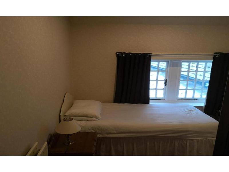 Oyo Dunmar House Hotel image