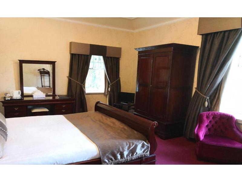 Oyo Dunmar House Hotel image