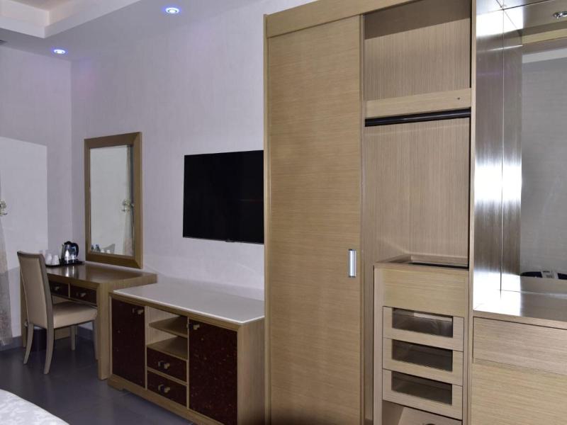 Capital O 672 Refal Homes Suites image