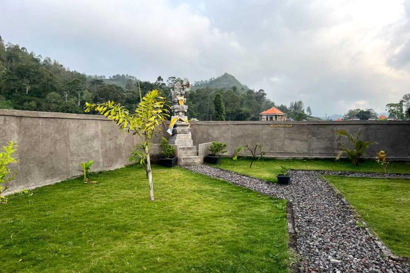 Serene Wilderness Villa Batur Natural Hot Spring image
