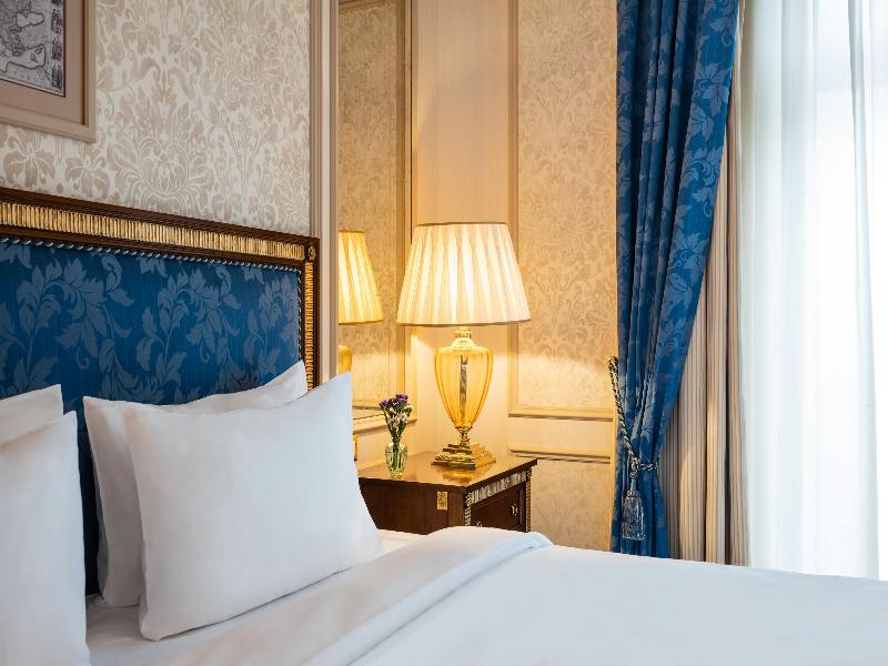 Hotel Fluela Davos image