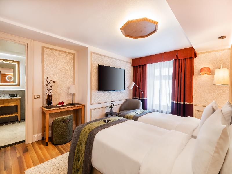 Hotel Fluela Davos image