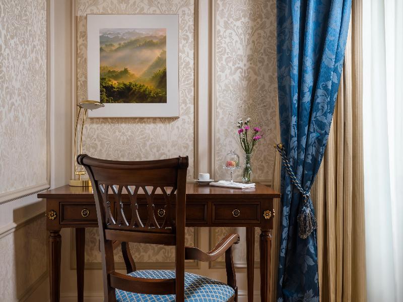 Hotel Fluela Davos image